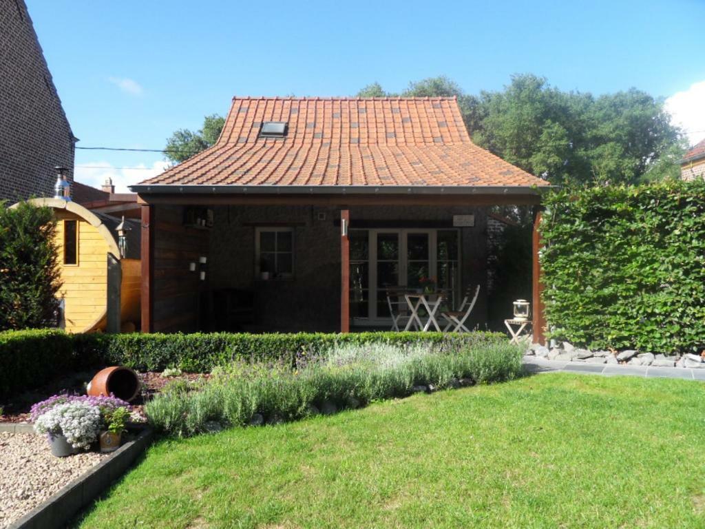 B&B 'Het Logiement Sint-Maria-Lierde Dış mekan fotoğraf